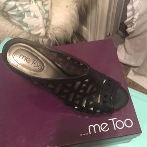 Me Too black new shoes in box